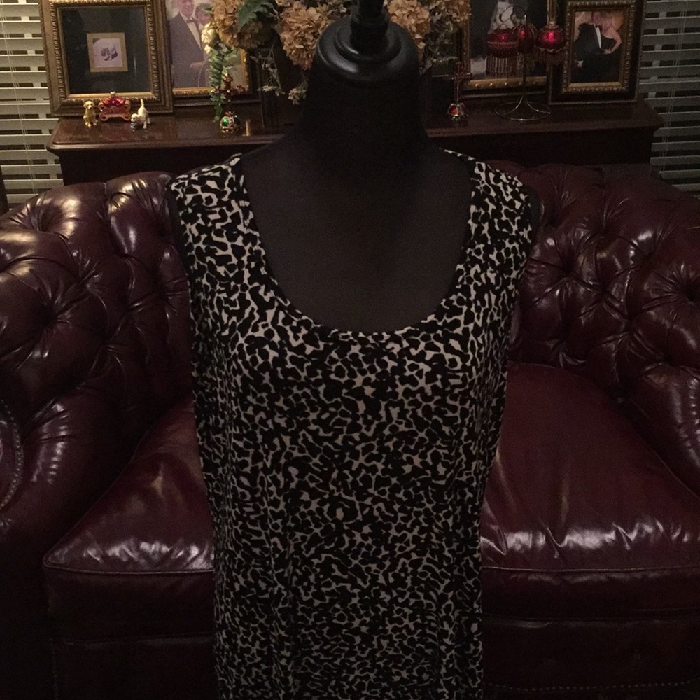 Chico Travelers Collection Size 3 Tunic. Preowned